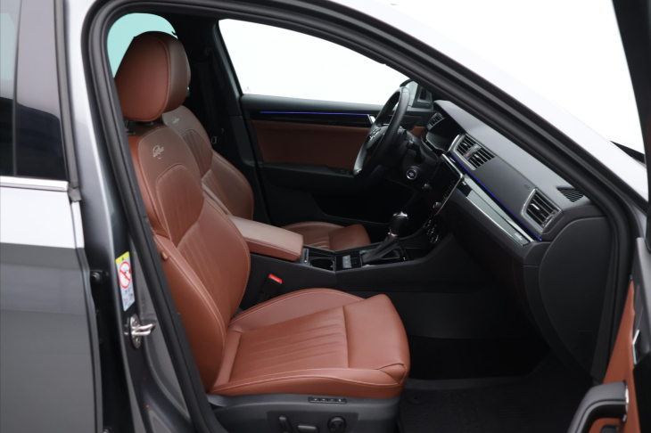 Škoda Superb 2,0 TDI 110kW DSG L&K DPH CZ