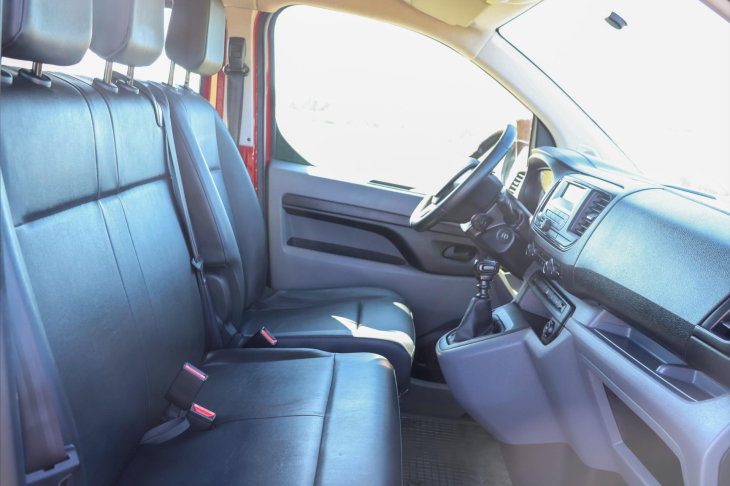 Citroën Jumpy 1,5 HDI 75kW CZ 6-Míst Tažné