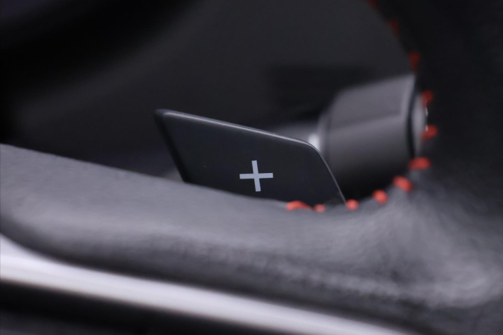 Subaru Forester 2,0 110kW CZ 4x4 Pano DPH