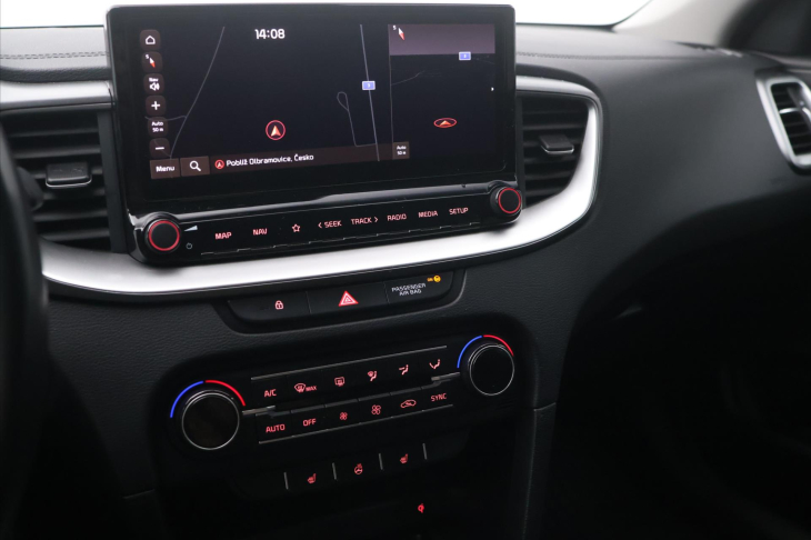 Kia Ceed SW 1,5 T-GDI 118kW TOP DCT CZ