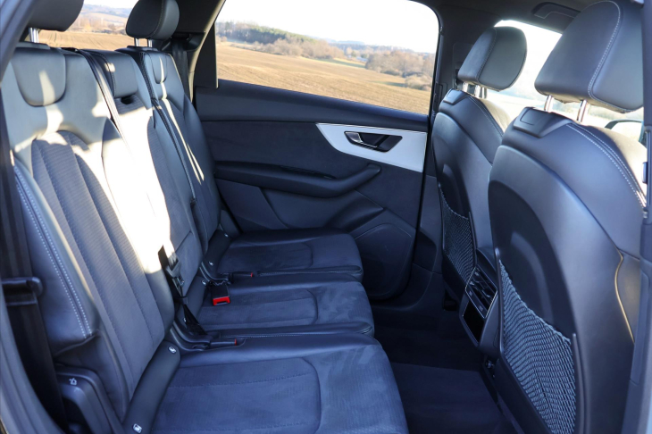 Audi Q7 3,0 TDI quattro tiptronic S line