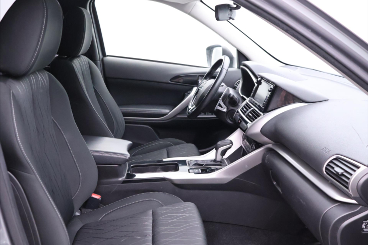 Mitsubishi Eclipse Cross 1,5 T-MIVEC 120kW Aut.klima