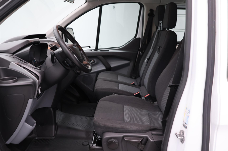 Ford Transit Custom 2,0 TDCi 96kW 6-Míst CZ DPH