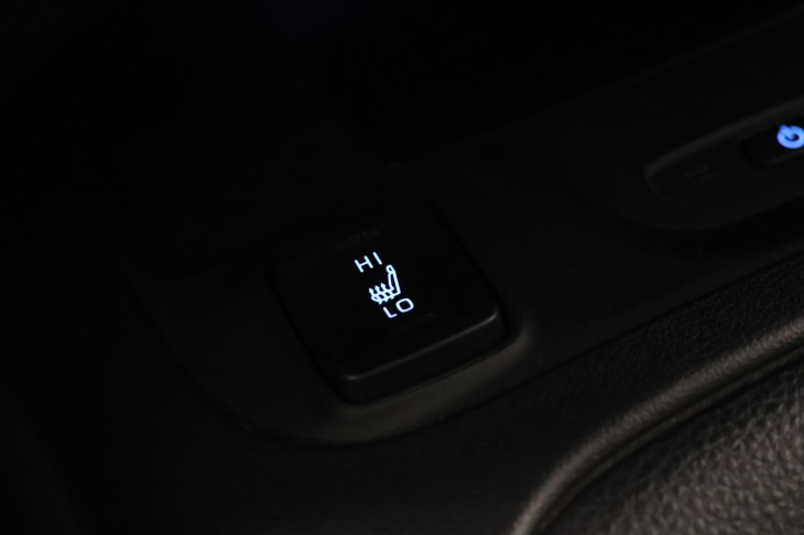 Toyota Corolla 1,8 Hybrid e-CVT 1.Maj DPH GR