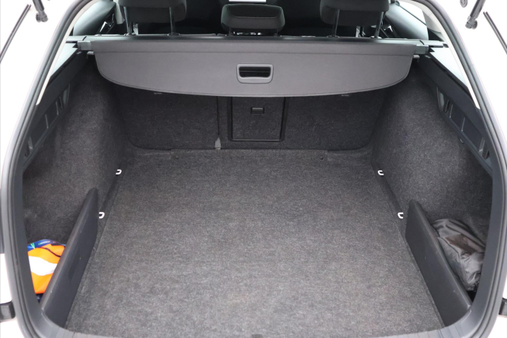 Škoda Octavia 2,0 TDI 85kW Ambition CZ DPH