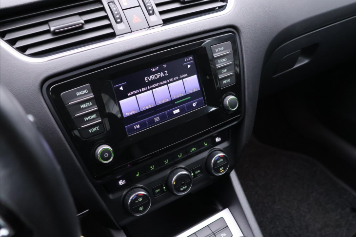 Škoda Octavia 1,4 TSI 103kW Elegance Xenon