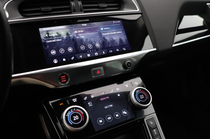 Jaguar I-Pace EV400 294kW 4WD