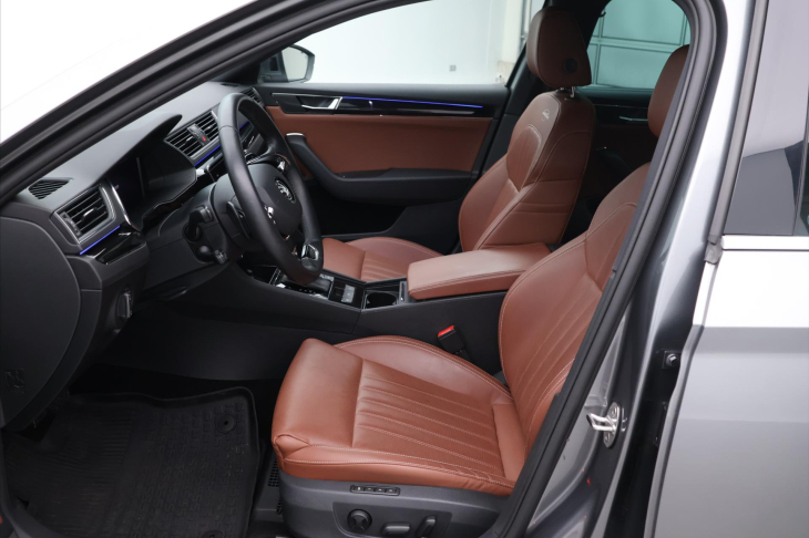 Škoda Superb 2,0 TDI 110kW DSG L&K DPH CZ