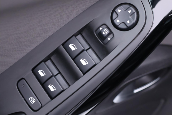 Citroën Grand C4 Picasso 1,2 PT 96kW Selection 1.Maj