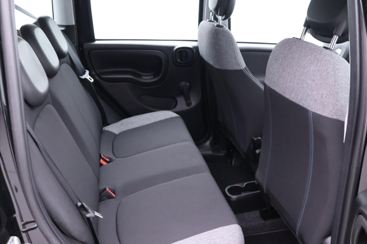 Fiat Panda 1,0 i Hybrid Cross Klima DPH