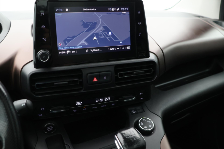 Peugeot Rifter 1,2 81kW GT-Line Aut.klima Tažné