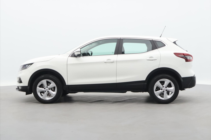 Nissan Qashqai 1,3 DiG-T Acenta CZ 1.Maj