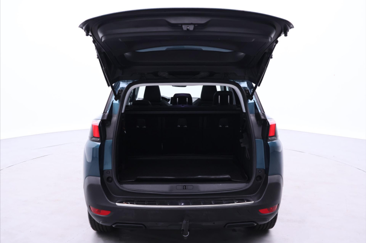 Peugeot 5008 1,5 HDI 96kW Allure CZ 7-Míst