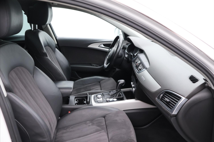 Audi A6 Avant 3,0 TDI 150KW KLIMA PANORAMA