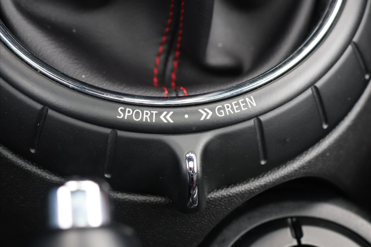 Mini Cooper 2,0 JCW 170kW H&K Chilli 1.Maj