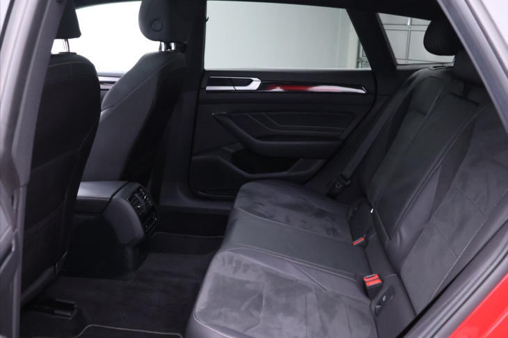 Volkswagen Arteon Shooting Brake 2,0 TDI DSG 4M R-Line LED DPH