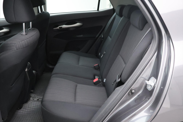 Toyota Auris 1,6 VVT-i 91kW Sol Aut.klima