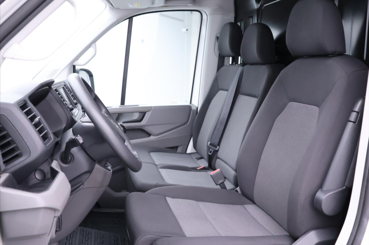 Volkswagen Crafter 2,0 TDI 130kW CZ DPH Tažné L2H2