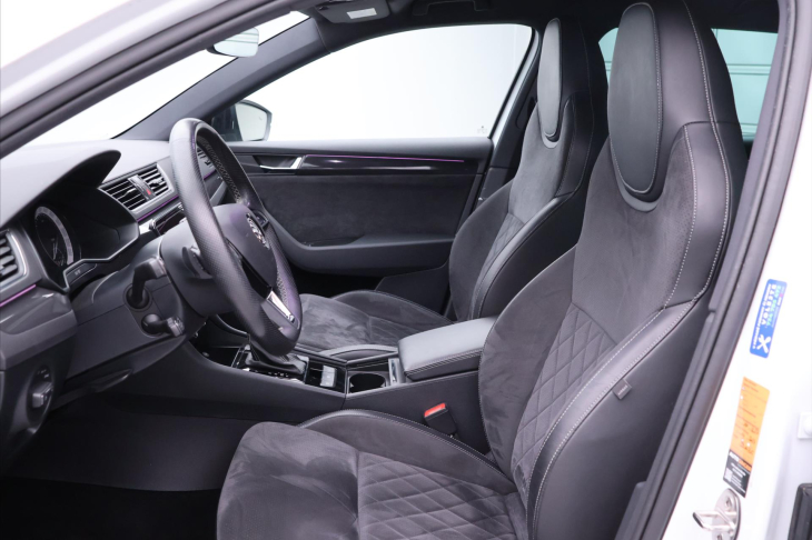 Škoda Superb 2,0 TDI 140kW 4x4 DSG Sportline