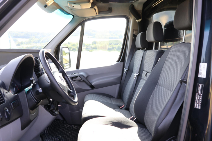 Mercedes-Benz Sprinter 2,1 316 CDI Spací vest. Plachta