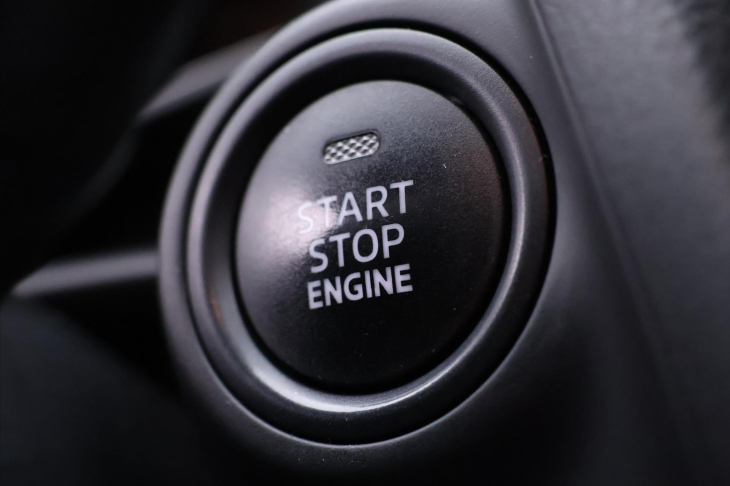 Mazda CX-3 2,0 Skyactive-G121 Revolution