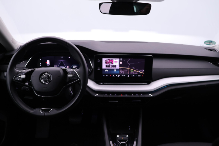 Škoda Octavia 2,0 TDI 110kW DSG Matrix DPH