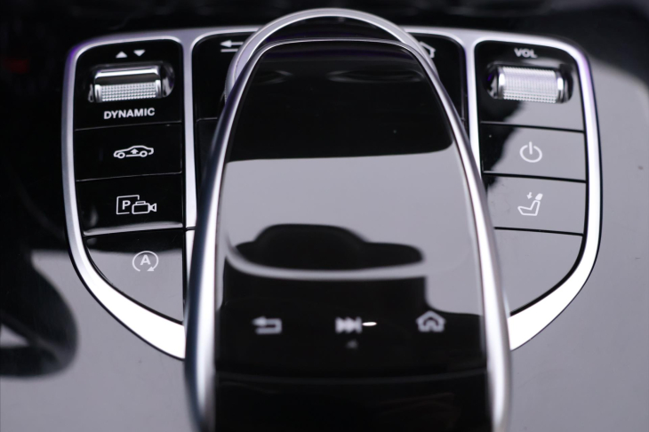 Mercedes-Benz Třídy E 2,0 250 AMG CZ 360° Kamera