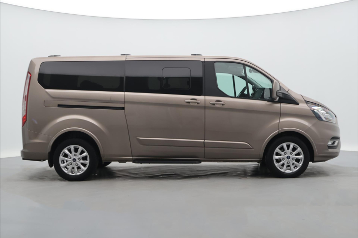 Ford Tourneo Custom 2,0 TDCi Titanium L2 CZ DPH