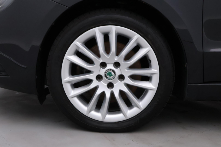Škoda Superb 2,0 TDI 125kW DSG Navi Xenon