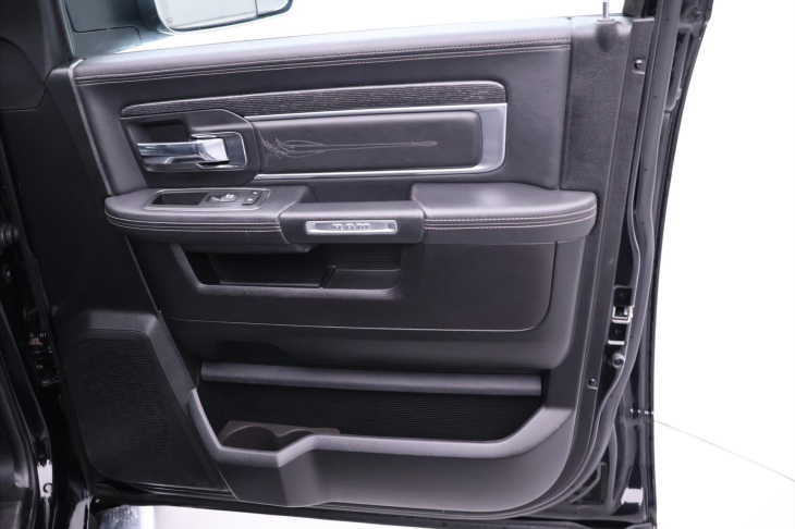 Dodge RAM 5,7 HEMI 1500 Longhorn cab 4x4