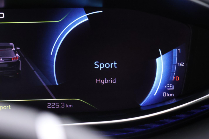 Peugeot 3008 1,6 PureTech 133kW Automat GT