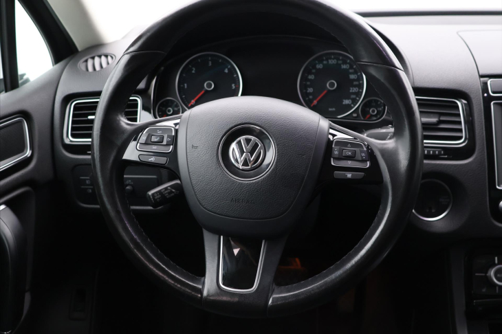 Volkswagen Touareg 3,0 TDI V6 193kW Tiptronic 4M CZ
