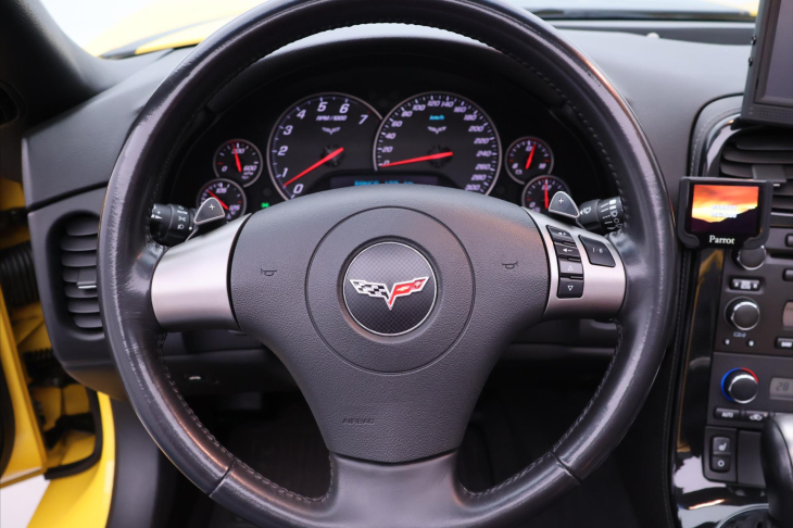 Chevrolet Corvette 6,2 321kw CZ, DPH