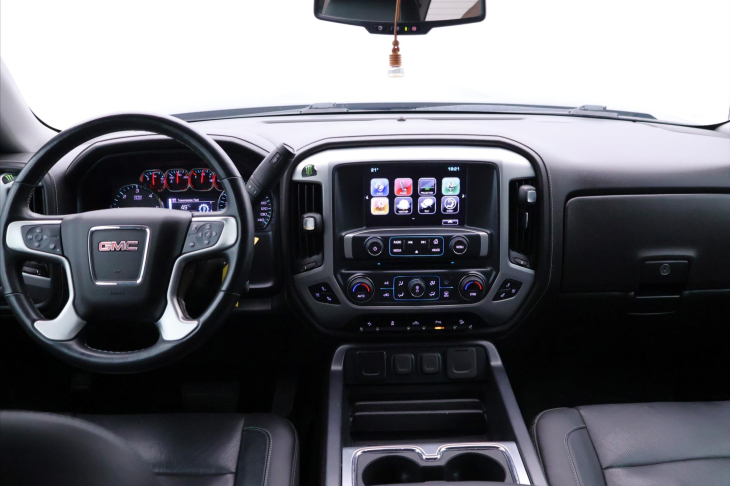 GMC Sierra 5,3 V8 265kW Aut. Kůže