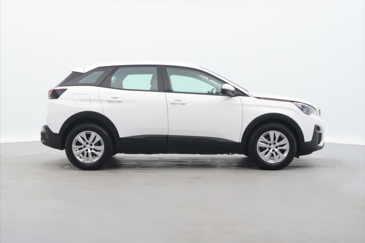 Peugeot 3008 1.2 PureTech 96kW CZ DPH