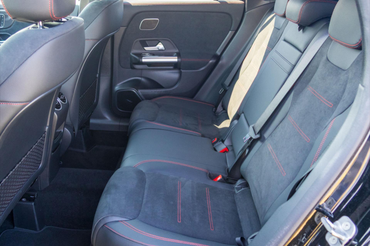 Mercedes-Benz GLA 2,0 200d 4MATIC AMG Premium