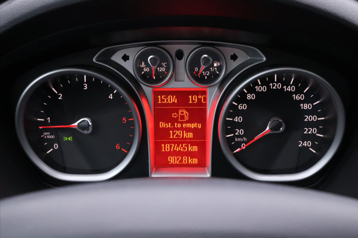 Ford Kuga 2,0 TDCI 103kW AWD Titanium