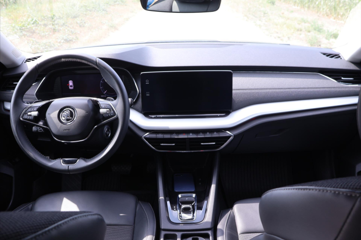 Škoda Octavia 2,0 TDI 110kW Style DSG DPH CZ