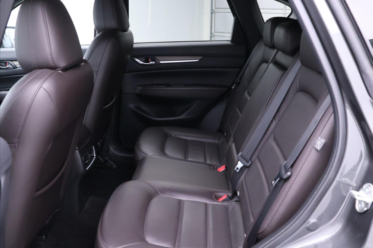 Mazda CX-5 2,5 SkyActiv AWD Sports-Line DPH