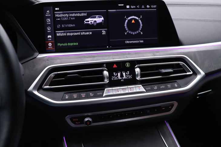 BMW X5 3,0 210kW XDrive30d CZ DPH