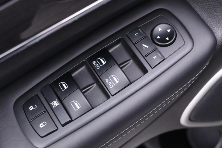 Jeep Grand Cherokee 3,0 CRD 184kW Overland AWD