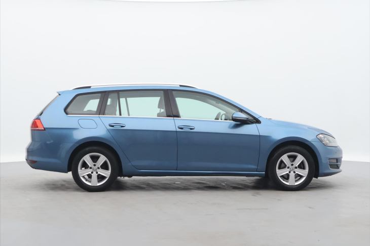 Volkswagen Golf Variant 1,6 TDI 77kW Comfortline CZ