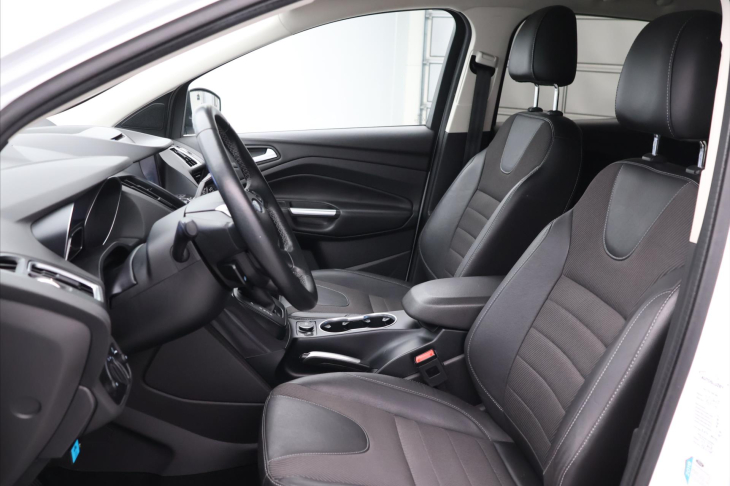 Ford Kuga 2,0 TDCI 132KW TITANIUM Tažné