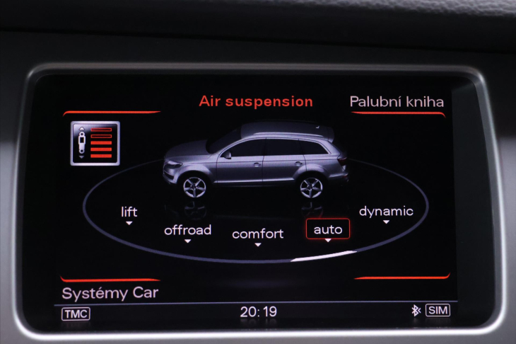 Audi Q7 3,0 TDI 180kW S-LINE CZ 7 Míst