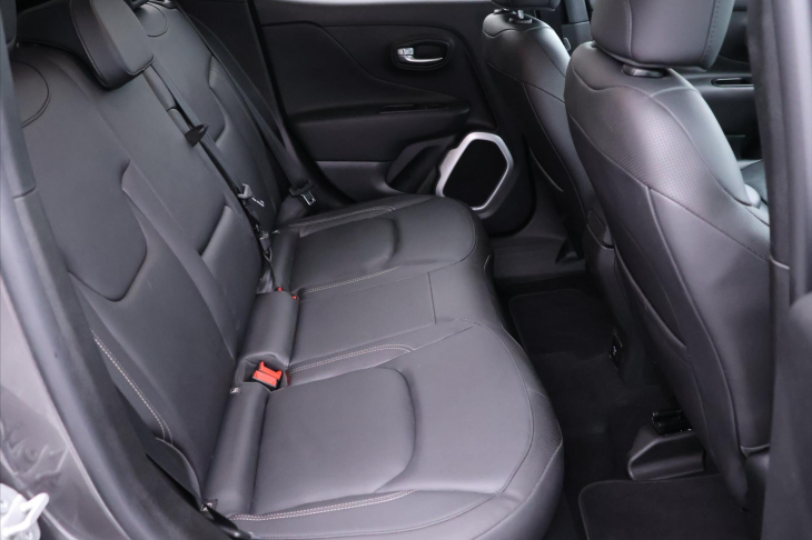 Jeep Renegade 1,4 M-Air 103kW Limited 1.Maj