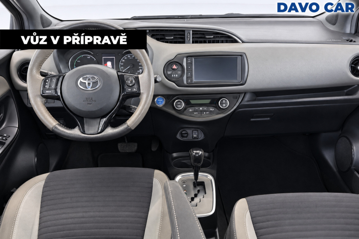 Toyota Yaris 1,5 e-CVT 54kW Selection CZ DPH