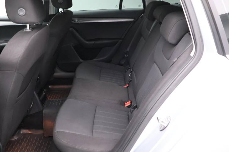 Škoda Octavia 2,0 TDI 110kW DSG Style Virtual