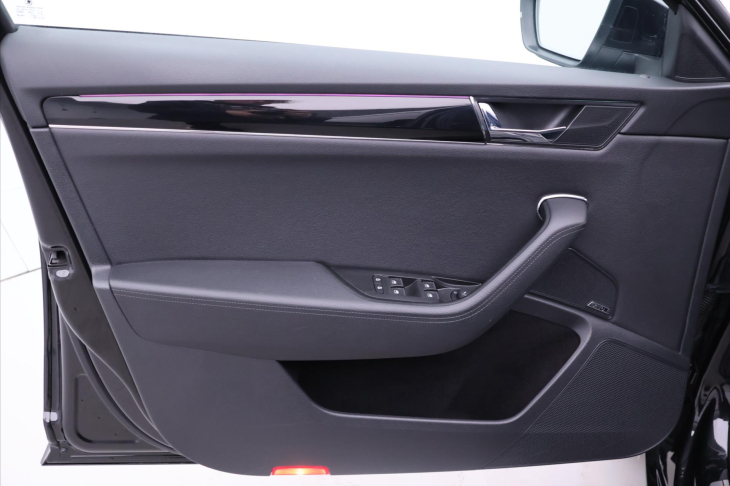 Škoda Superb 2,0 TDI 110kW DSG L&K DPH 1.Maj.