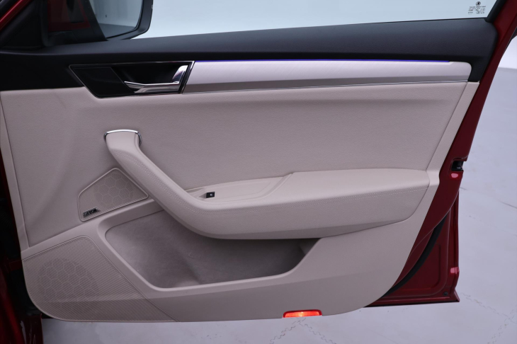 Škoda Superb 2,0 TSI 206kW DSG 4x4 CZ L&K