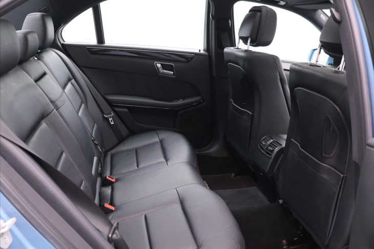 Mercedes-Benz Třídy E 3,0 350 CDI 4MATIC 195kW AT